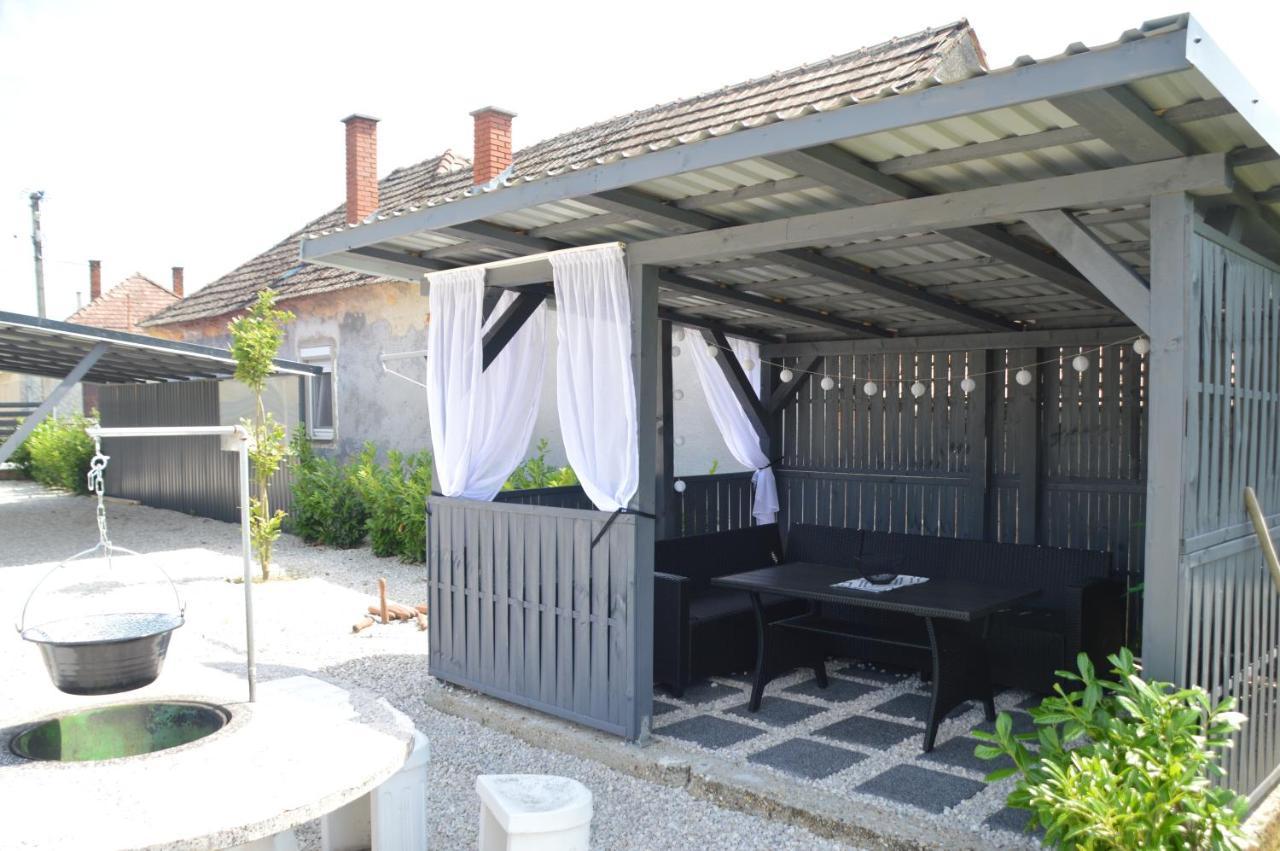 Veronika Vendeghaz Muraratka Exterior foto
